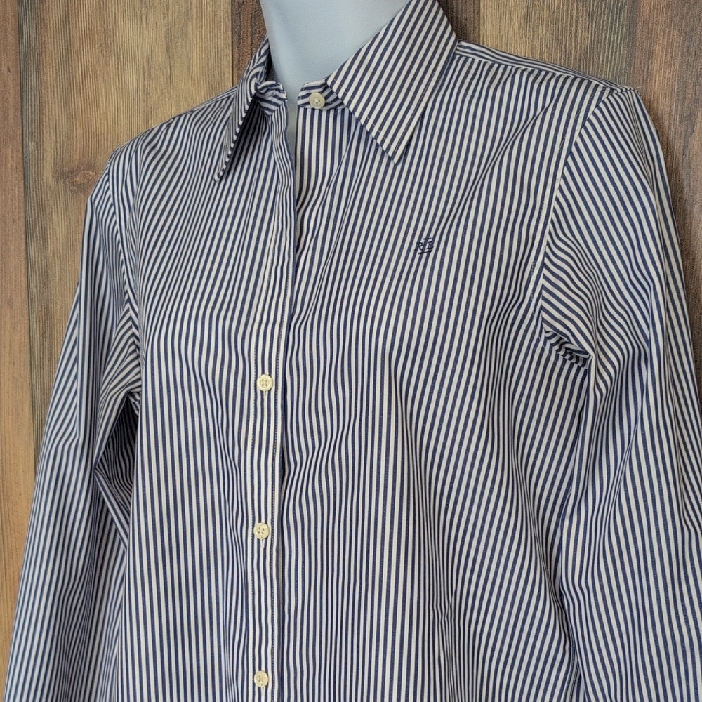 Lauren Ralph Lauren Striped Women's Non Iron Button Down Shirt XS F104 - Picture 1 of 5